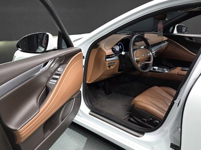 GENESIS G80 (RG3) - 10