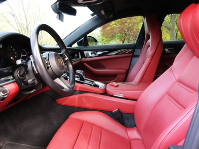 PORSCHE PANAMERA - 9