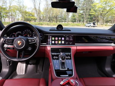 PORSCHE PANAMERA - 8