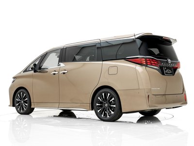 TOYOTA ALPHARD - 5