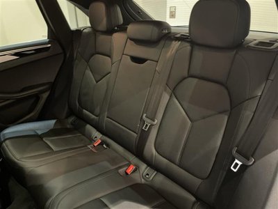PORSCHE MACAN - 3