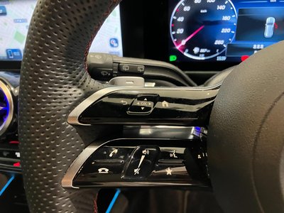 2023 Mercedes-BENZ GLB — миниатюра 23