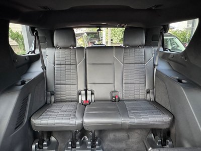 صورة 10 لـ 2023 Cadillac ESCALADE