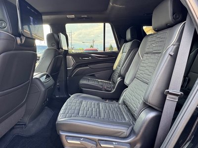 صورة 8 لـ 2023 Cadillac ESCALADE