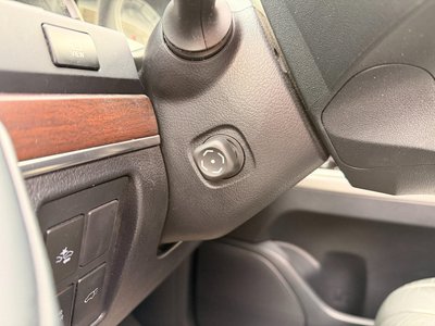 TOYOTA LAND CRUISER 200 - 10