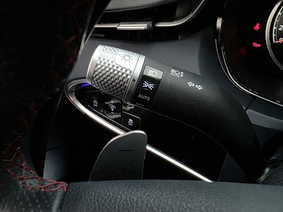 2022 Genesis GV70 — миниатюра 30