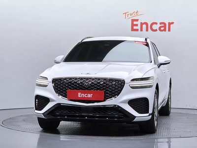 صورة 3 لـ 2022 Genesis GV70