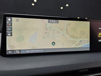 2022 Genesis GV70 — миниатюра 29