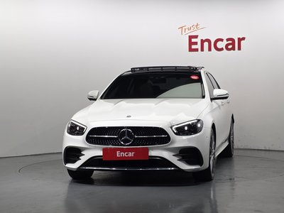 2021 Mercedes-BENZ E-CLASS 照片 2
