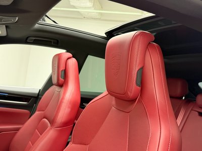2025 Porsche MACAN 缩略图 14