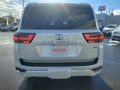 TOYOTA LAND CRUISER 300 - 9