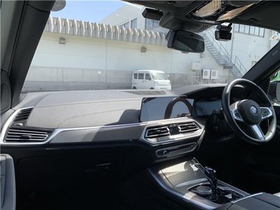 صورة 3 لـ 2021 BMW X5 4WD