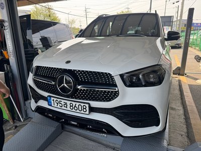 MERCEDES-BENZ GLE - 1