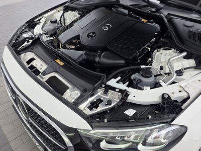 MERCEDES-BENZ E-CLASS - 7