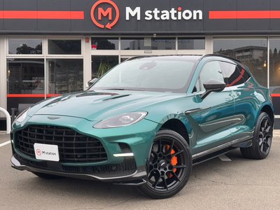 ASTON MARTIN DBX