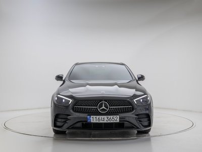 MERCEDES-BENZ E-CLASS - 2