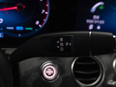 MERCEDES-BENZ E-CLASS - 9