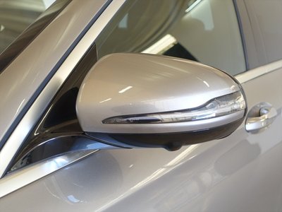 MERCEDES-BENZ E-CLASS - 7