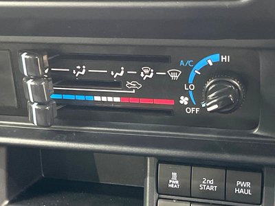 2026 Toyota LAND CRUISER 70 — миниатюра 42