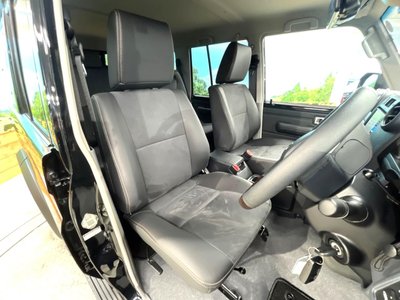 TOYOTA LAND CRUISER 70 - 8