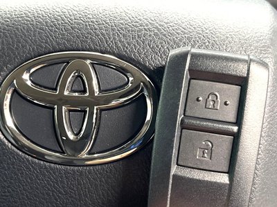 2026 Toyota LAND CRUISER 70 — миниатюра 36