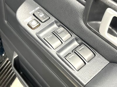 2026 Toyota LAND CRUISER 70 — миниатюра 44
