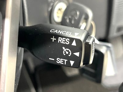 TOYOTA LAND CRUISER 70 - 6