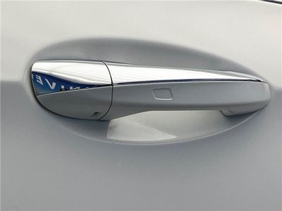 MERCEDES-BENZ E-CLASS - 10