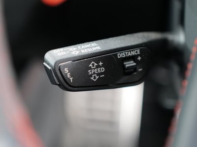 صورة مصغرة 17 لـ 2018 AUDI RS3 SPORTBACK