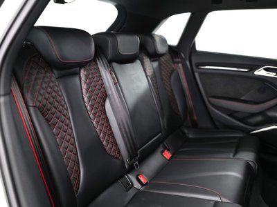 صورة 9 لـ 2018 AUDI RS3 SPORTBACK