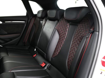 صورة 10 لـ 2018 AUDI RS3 SPORTBACK
