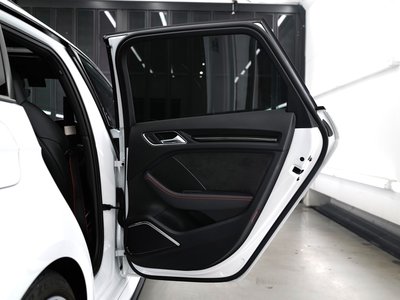صورة مصغرة 34 لـ 2018 AUDI RS3 SPORTBACK
