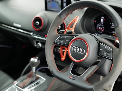 صورة 6 لـ 2018 AUDI RS3 SPORTBACK