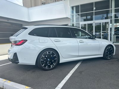 صورة 9 لـ 2025 BMW 3 SERIES TOURING