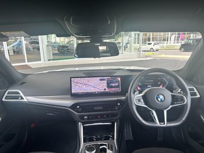 صورة مصغرة 33 لـ 2025 BMW 3 SERIES TOURING
