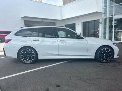 صورة 8 لـ 2025 BMW 3 SERIES TOURING
