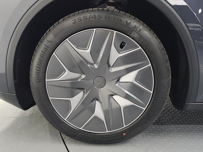 TESLA MODEL Y - 6