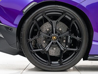 LAMBORGHINI REVUELTO - 8