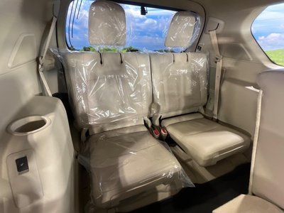 TOYOTA LAND CRUISER PRADO - 10