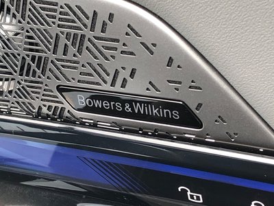 2025 BMW 5 SERIES 缩略图 12