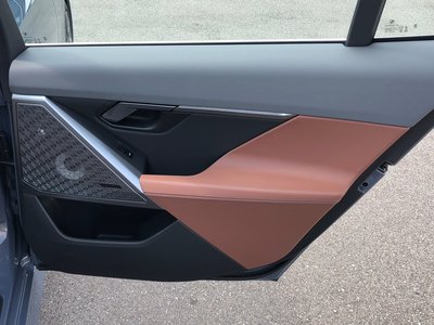 2025 BMW 5 SERIES 缩略图 23