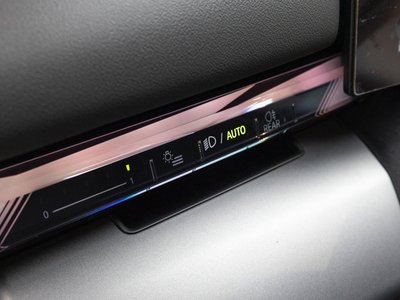 2025 BMW 5 SERIES — миниатюра 14