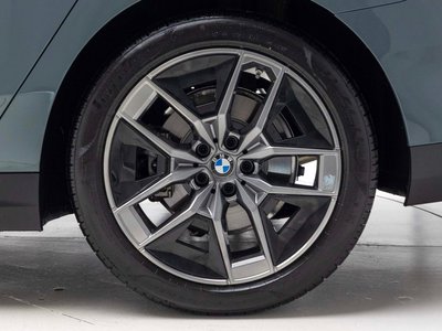 2025 BMW 5 SERIES photo 6