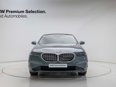 2025 BMW 5 SERIES photo 4