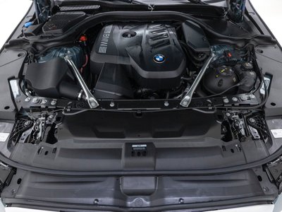 2025 BMW 5 SERIES photo 7