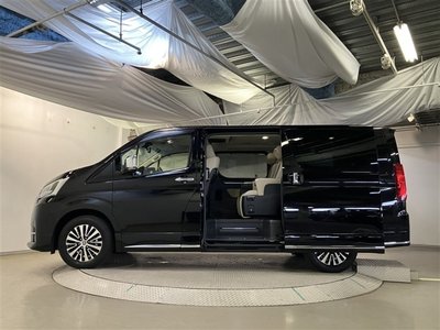 TOYOTA GRAND ACE - 4