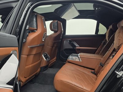 صورة مصغرة 12 لـ 2024 BMW 7 SERIES