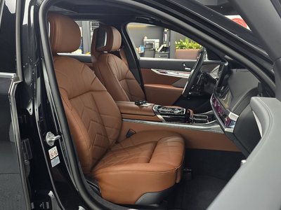 صورة 10 لـ 2024 BMW 7 SERIES