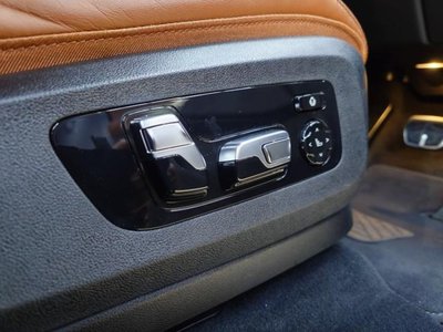 2025 BMW X7 缩略图 24