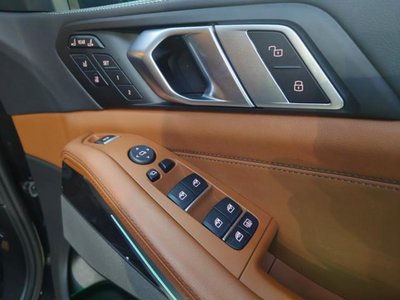 2025 BMW X7 缩略图 19